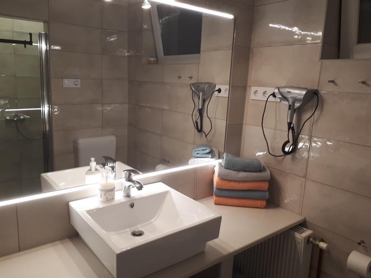 Kertvarosi Apartman II Тисауйварош Экстерьер фото